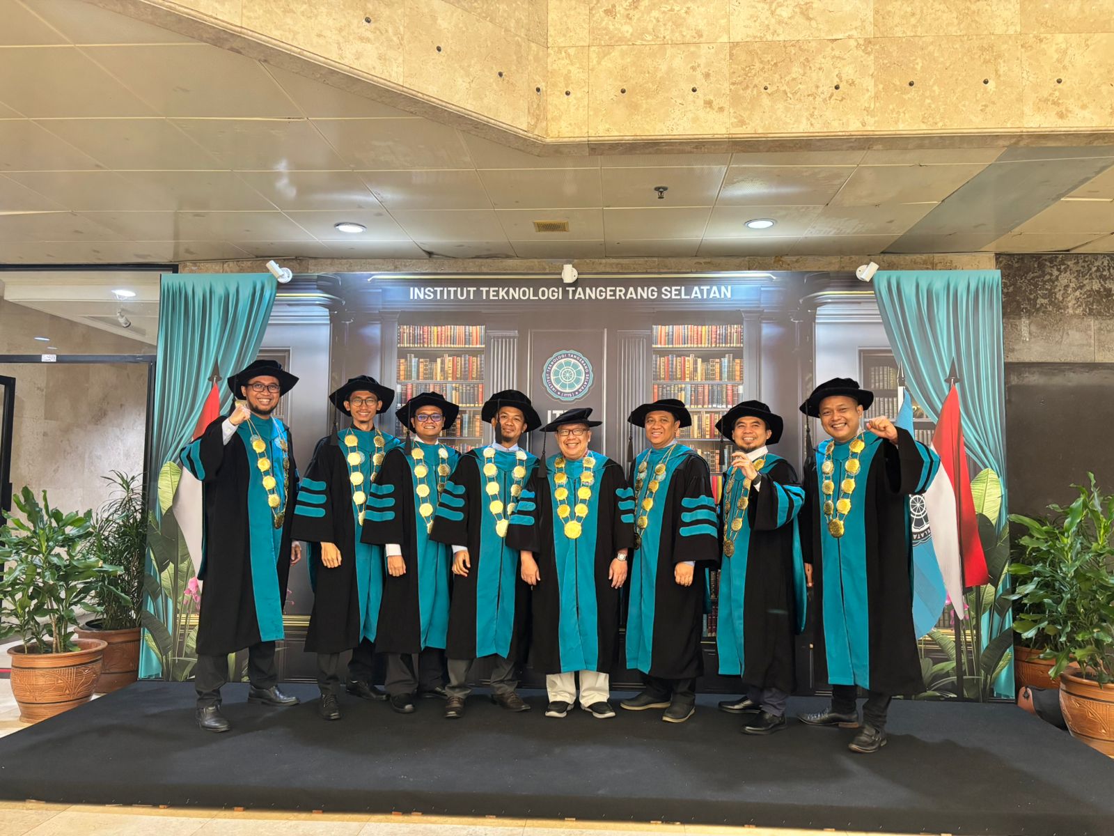 Wisuda Pertama Institut Teknologi Tangerang Selatan