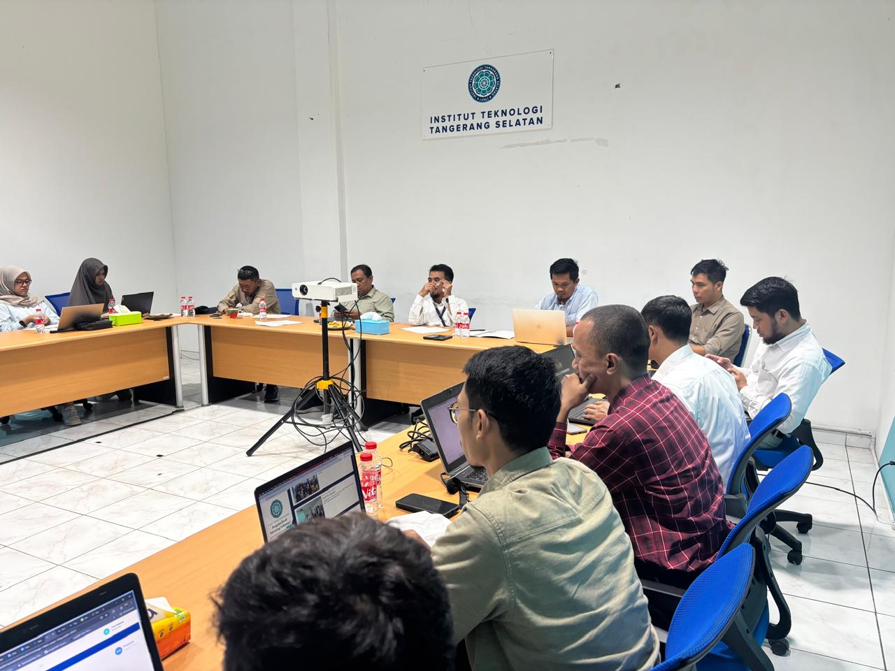 Rapat Koordinasi Mingguan