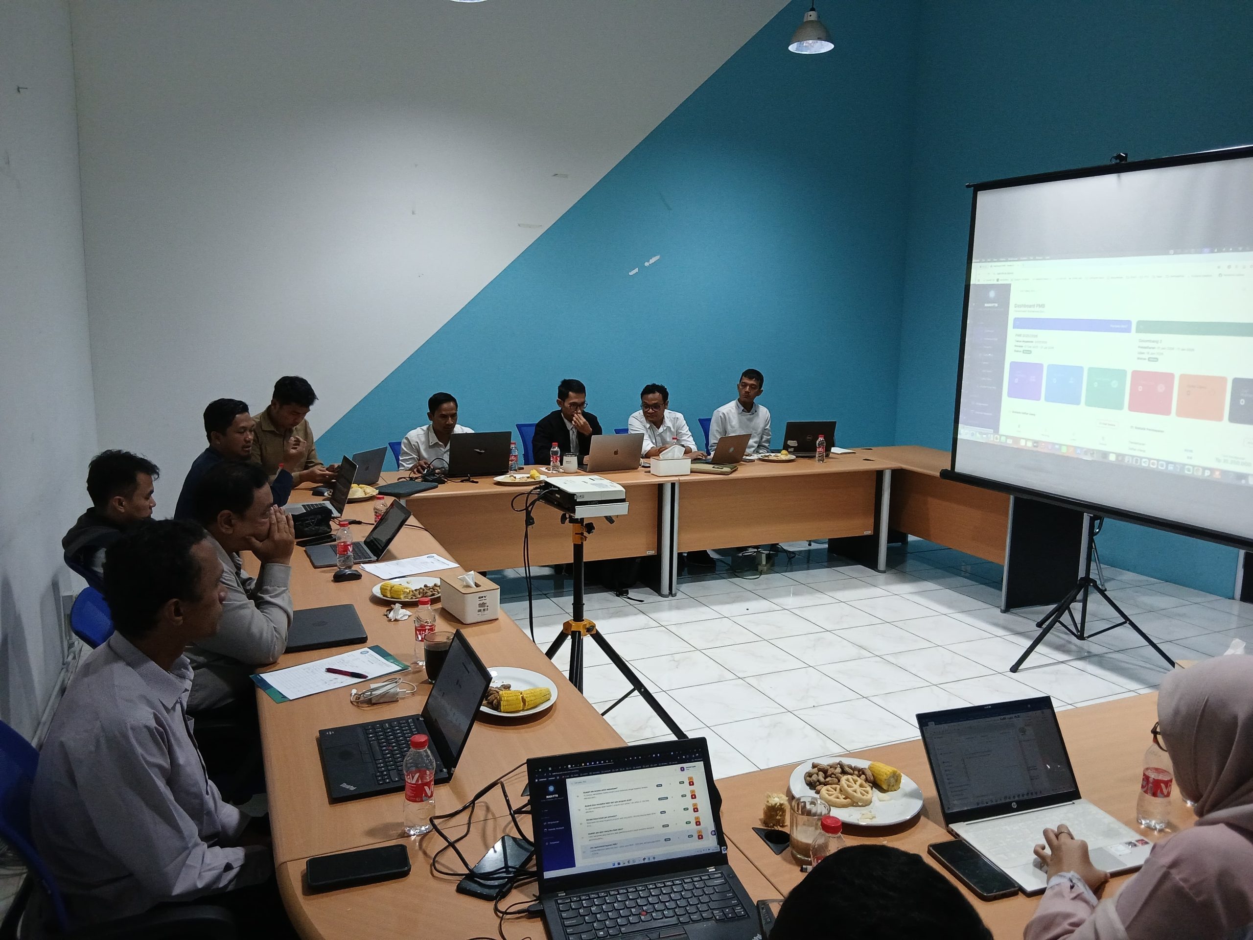 Dekan FIK Memulai Migrasi Ke Aplikasi NADI (Narasi Dan Akademik Data Integratif)