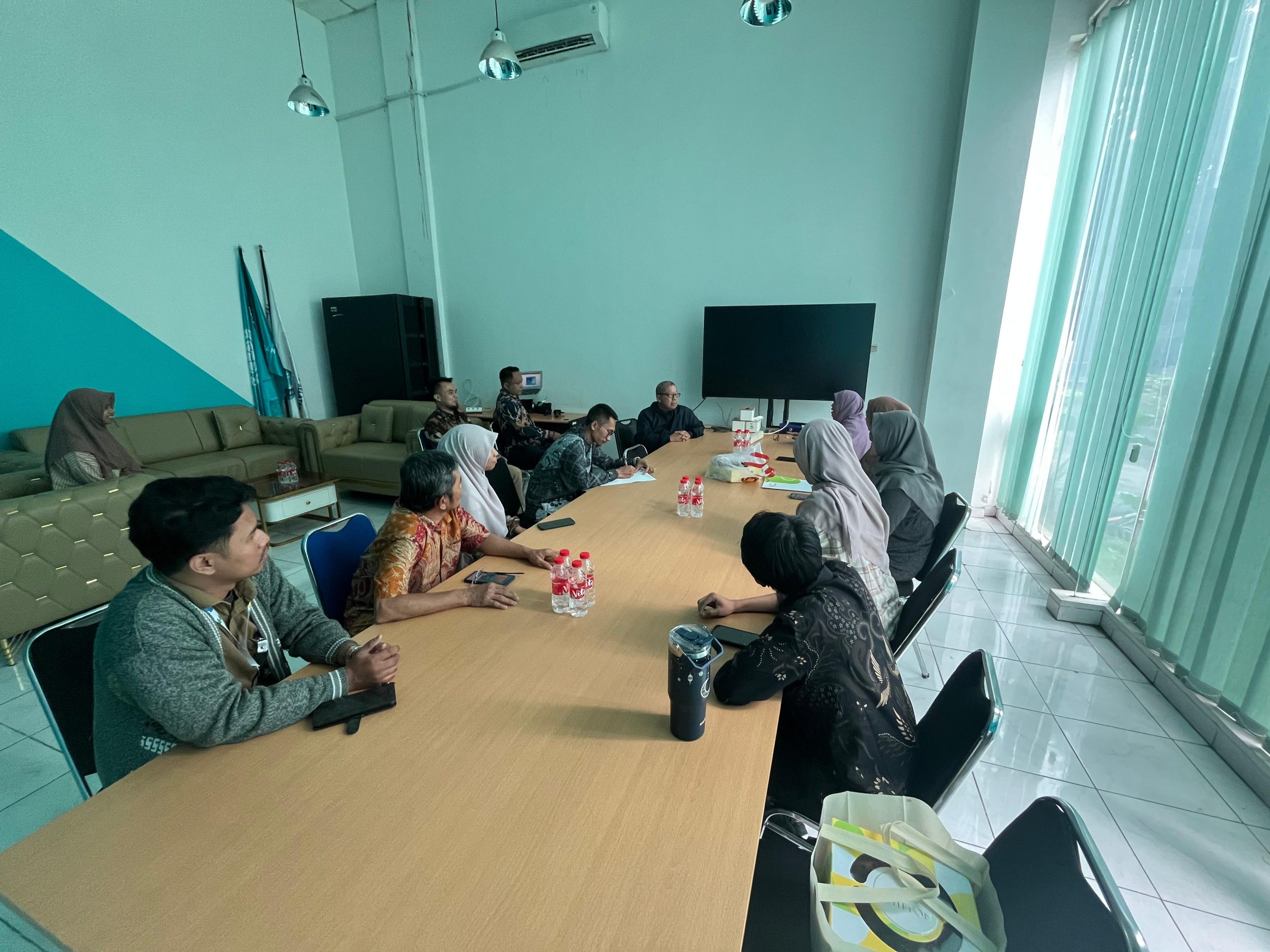 Konsultasi SMK BAZNA & Sekolah Pendidikan Guru (SPG) Ke ITTS